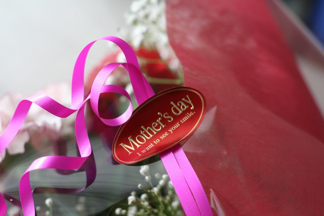Flowers to a single dad on Mother’s Day
